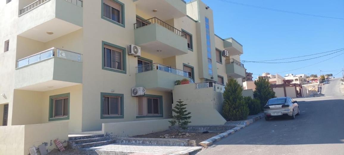 Noor Apartment Wadi Musa Exteriör bild