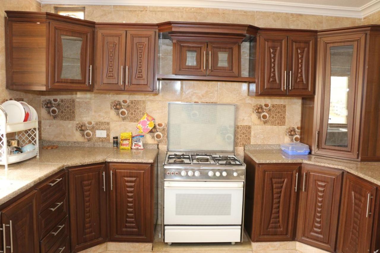 Noor Apartment Wadi Musa Exteriör bild